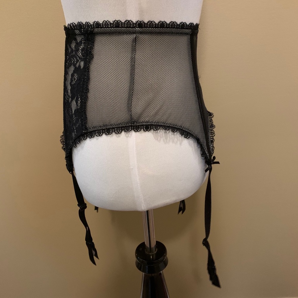 VS vintage black lace rhinestone garter belt - Picture 9 of 13